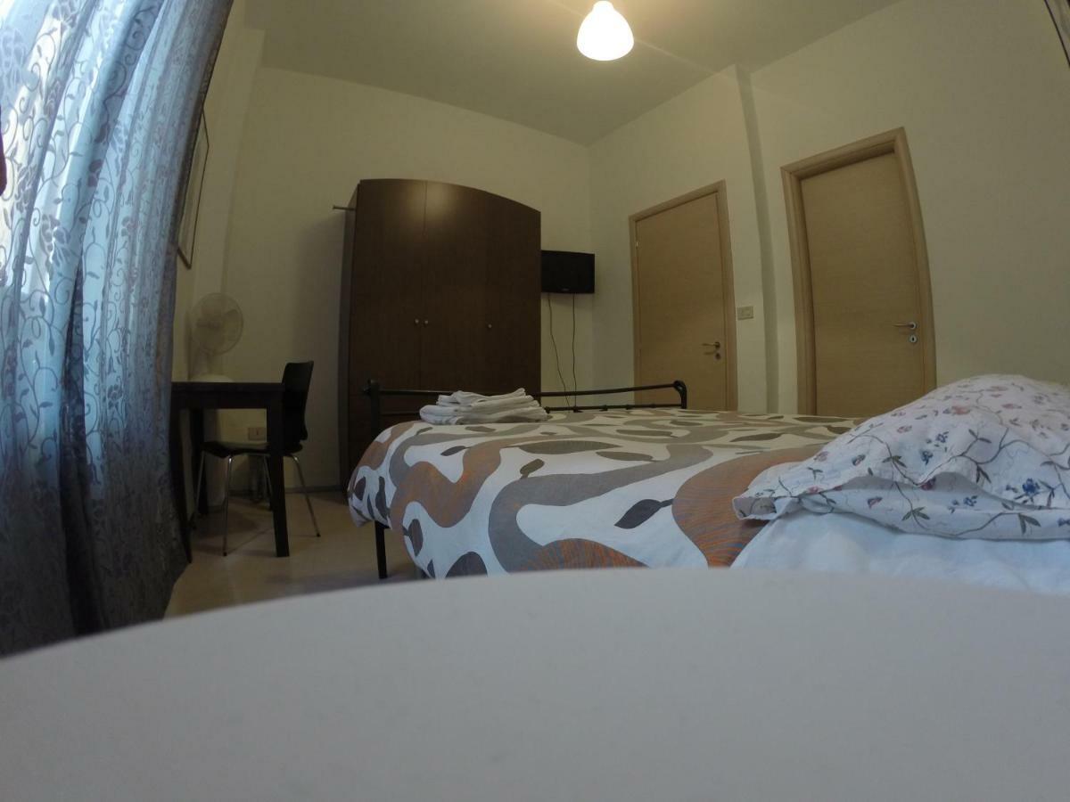 Bed And Breakfast Degli Artisti Козенца Экстерьер фото